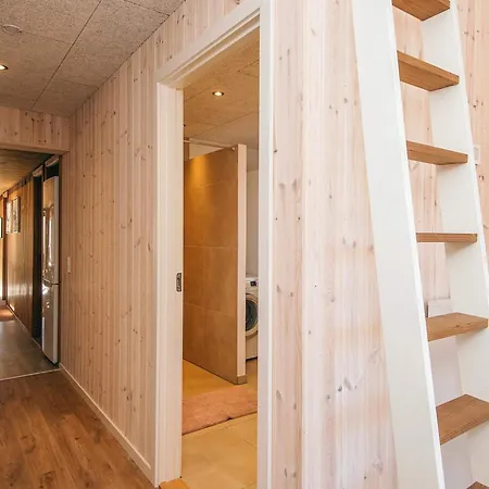 In With Terrace 度假居 *
